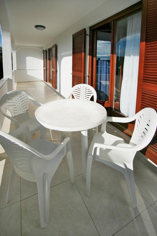 Apartments Ava Porec Bagian luar foto
