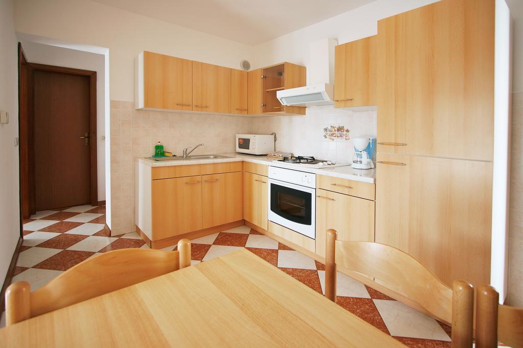 Apartments Ava Porec Bagian luar foto